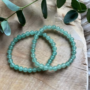 Aventurijn armband kopen – stijlvolle edelsteen sieraden, Edelstenen armband van aventurijn in een rustgevende setting, Aventurijn kogelarmband
