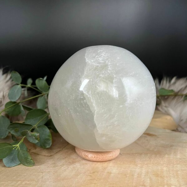 Seleniet bol 10 cm - bol van seleniet ofwel Satijnspaat, Seleniet bol 5-6 cm, Seleniet bol 10 cm