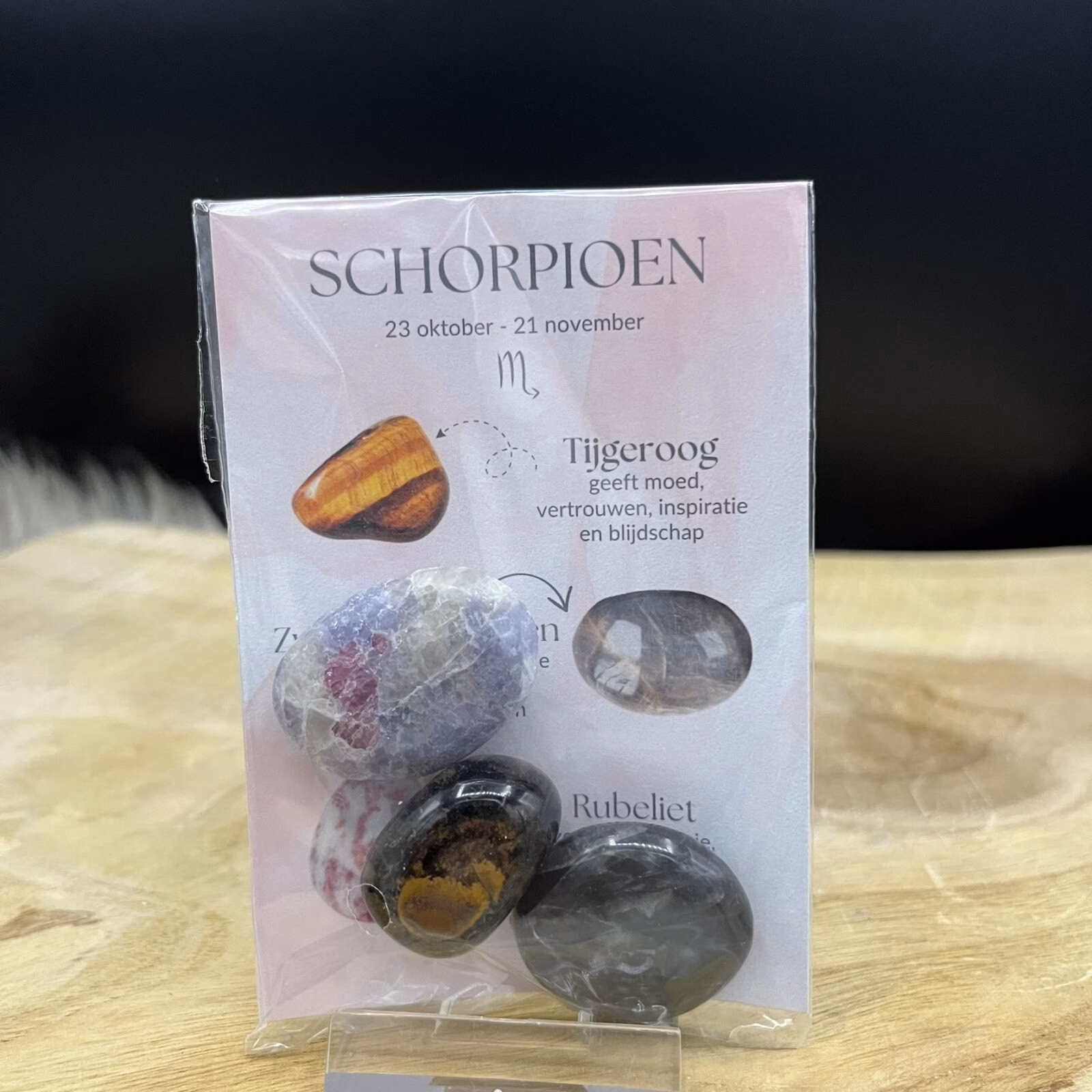 Setje edelstenen Schorpioen, Sterrenbeeld edelstenen, Tijgeroog, Zwarte Maansteen, Rubeliet, Uitleg kaartje