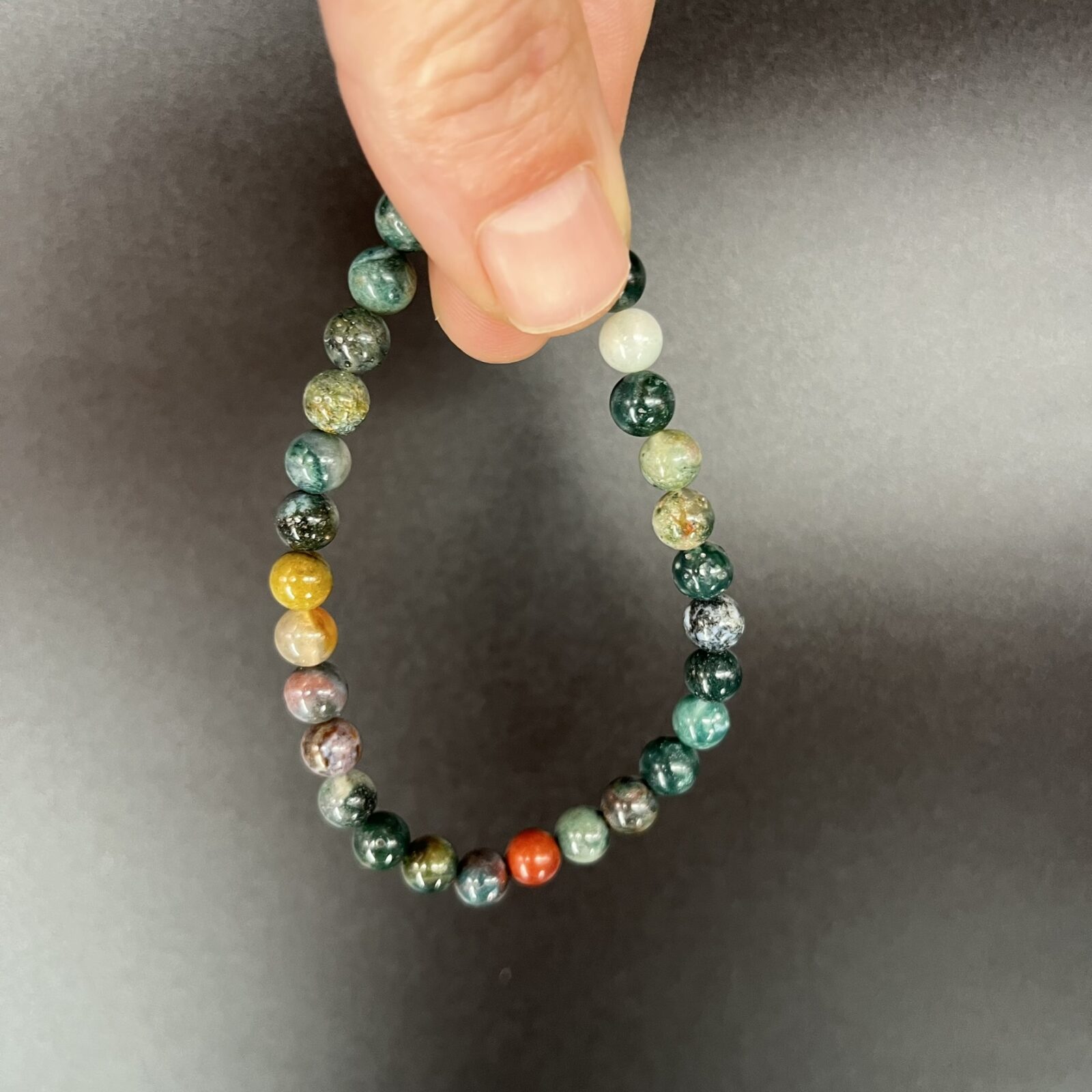 India agaat armband 6 mm met edelsteen kralen in warme aardse kleuren, Spirituele armband India agaat 6 mm die geduld en balans bevordert, Subtiele India agaat armband 6 mm voor rust en emotionele stabiliteit, Natuurlijke India agaat armband 6 mm met unieke patronen en zachte energie, Edelsteen armband India agaat 6 mm kopen voor bescherming en harmonie, Spirituele sieraden India agaat armband 6 mm die kracht en rust geeft