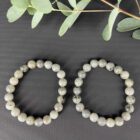 Labradoriet armband 10 mm met glanzende edelsteen kralen en mystieke kleuren, Spirituele armband labradoriet 10 mm die bescherming en intuïtie versterkt, Natuurlijke labradoriet armband 10 mm voor balans en spiritueel inzicht, Edelsteen armband labradoriet 10 mm kopen voor bescherming en kracht, Labradoriet armband 10 mm met uniek kleurenspel voor innerlijke groei, Spirituele sieraden labradoriet armband 10 mm die negatieve energie afweren