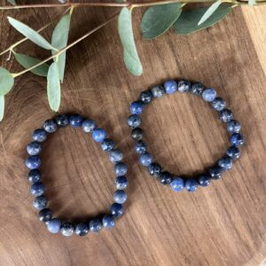 Dumortieriet armband 8 mm met diepblauwe edelsteen kralen, Spirituele armband dumortieriet 8 mm die rust en helderheid brengt, Natuurlijke dumortieriet armband 8 mm voor geduld en zelfvertrouwen, Edelsteen armband dumortieriet 8 mm kopen voor balans en inzicht, Dumortieriet armband 8 mm die stress vermindert en intuïtie versterkt, Spirituele sieraden dumortieriet armband 8 mm voor kalmte en innerlijke kracht