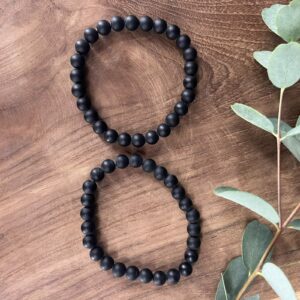 Zwarte obsidiaan armband mat 8 mm voor bescherming en aarding, Spirituele armband zwarte obsidiaan mat 8 mm die negatieve energie afweert, Edelsteen armband zwarte obsidiaan mat 8 mm kopen voor innerlijke kracht, Mat zwarte obsidiaan armband 8 mm met aardende werking, Spirituele sieraden zwarte obsidiaan armband 8 mm mat voor rust en balans, Zwarte obsidiaan armband mat 8 mm die helpt bij loslaten van spanning