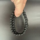 Zwarte obsidiaan armband mat 8 mm voor bescherming en aarding, Spirituele armband zwarte obsidiaan mat 8 mm die negatieve energie afweert, Edelsteen armband zwarte obsidiaan mat 8 mm kopen voor innerlijke kracht, Mat zwarte obsidiaan armband 8 mm met aardende werking, Spirituele sieraden zwarte obsidiaan armband 8 mm mat voor rust en balans, Zwarte obsidiaan armband mat 8 mm die helpt bij loslaten van spanning