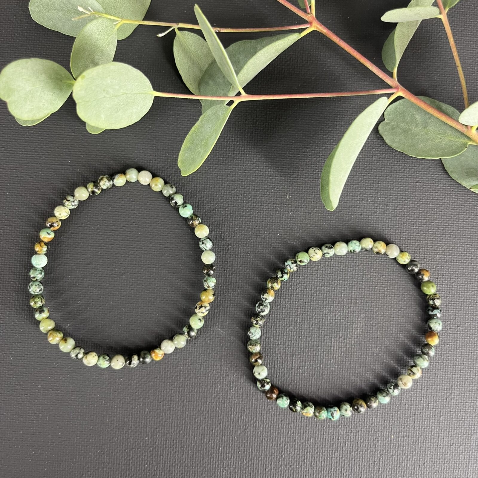 Afrikaanse Turkoois armband 4 mm edelsteen kralen, Spirituele Afrikaanse Turkoois armband 4 mm kopen, Handgemaakte edelsteen armband Afrikaanse Turkoois 4 mm, Afrikaanse Turkoois kralen armband 4 mm voor balans en groei, Natuurlijke Afrikaanse Turkoois armband 4 mm spiritueel sieraad