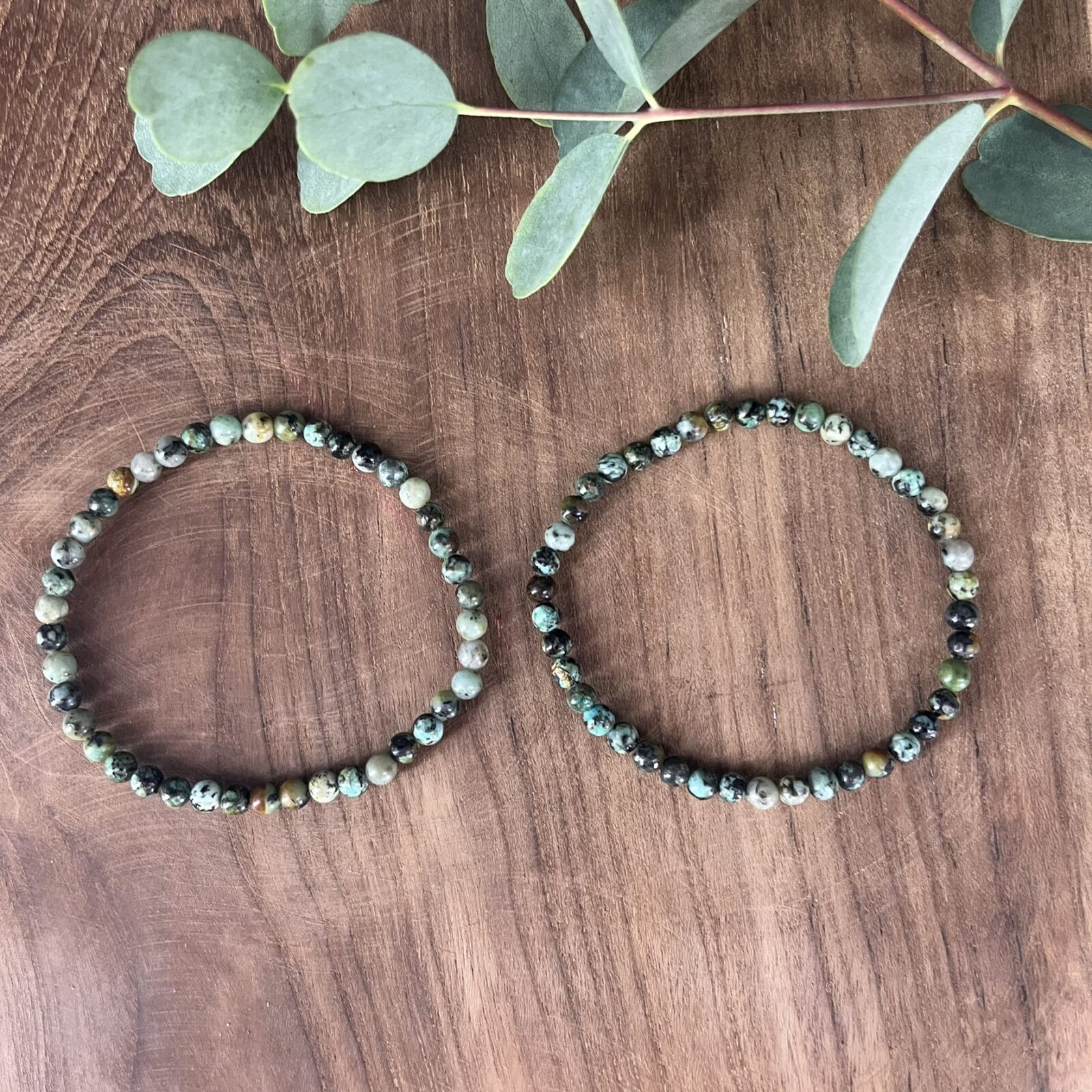Afrikaanse Turkoois armband 4 mm edelsteen kralen, Spirituele Afrikaanse Turkoois armband 4 mm kopen, Handgemaakte edelsteen armband Afrikaanse Turkoois 4 mm, Afrikaanse Turkoois kralen armband 4 mm voor balans en groei, Natuurlijke Afrikaanse Turkoois armband 4 mm spiritueel sieraad