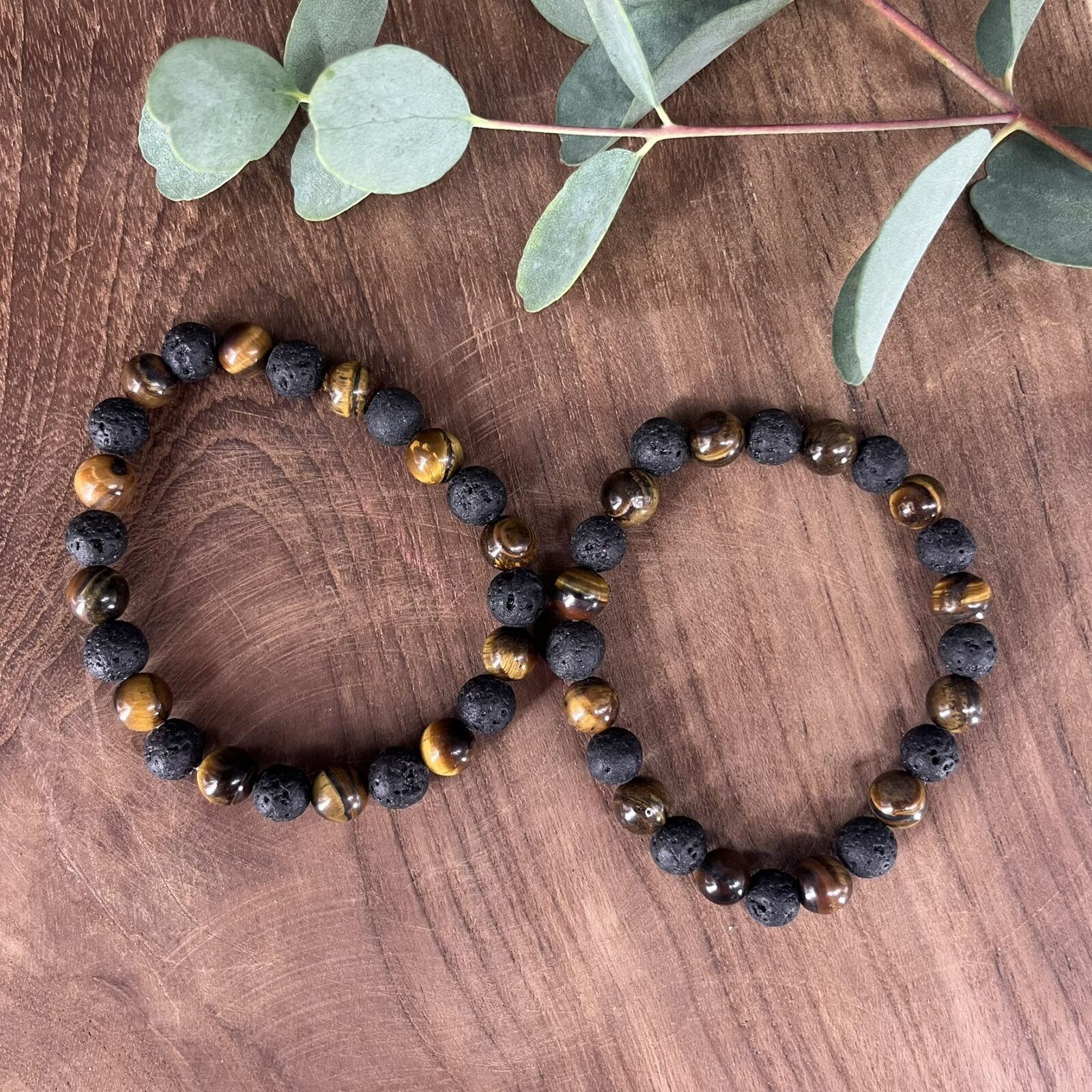 Tijgeroog & lavasteen armband 8 mm kralen, Spirituele armband tijgeroog lavasteen 8 mm, Krachtige armband met tijgeroog en lavasteen, Stoere edelsteen armband tijgeroog lavasteen, Tijgeroog lavasteen polsband 8 mm kralen, Natuurlijke armband tijgeroog lavasteen 8 mm