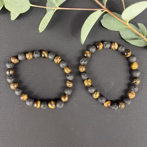 Tijgeroog & lavasteen armband 8 mm kralen, Spirituele armband tijgeroog lavasteen 8 mm, Krachtige armband met tijgeroog en lavasteen, Stoere edelsteen armband tijgeroog lavasteen, Tijgeroog lavasteen polsband 8 mm kralen, Natuurlijke armband tijgeroog lavasteen 8 mm