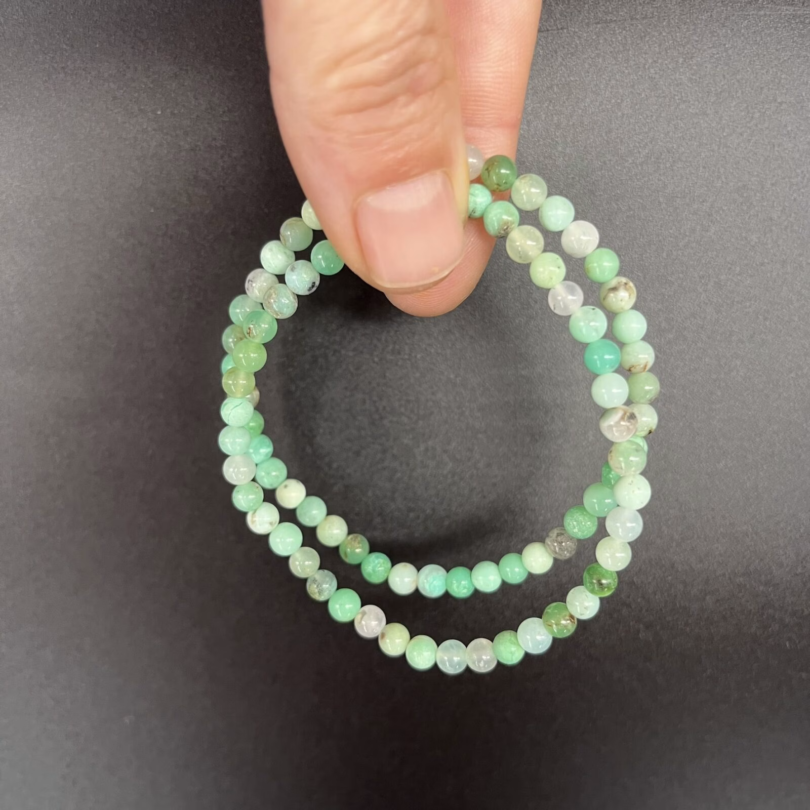 Chrysopraas armband 4 mm groene kralen, Subtiele armband chrysopraas edelsteen 4 mm, Spirituele armband chrysopraas groen 4 mm, Edelsteen armband chrysopraas polsband 4 mm, Fijne armband chrysopraas hartchakra 4 mm, Elegant sieraad chrysopraas armband 4 mm