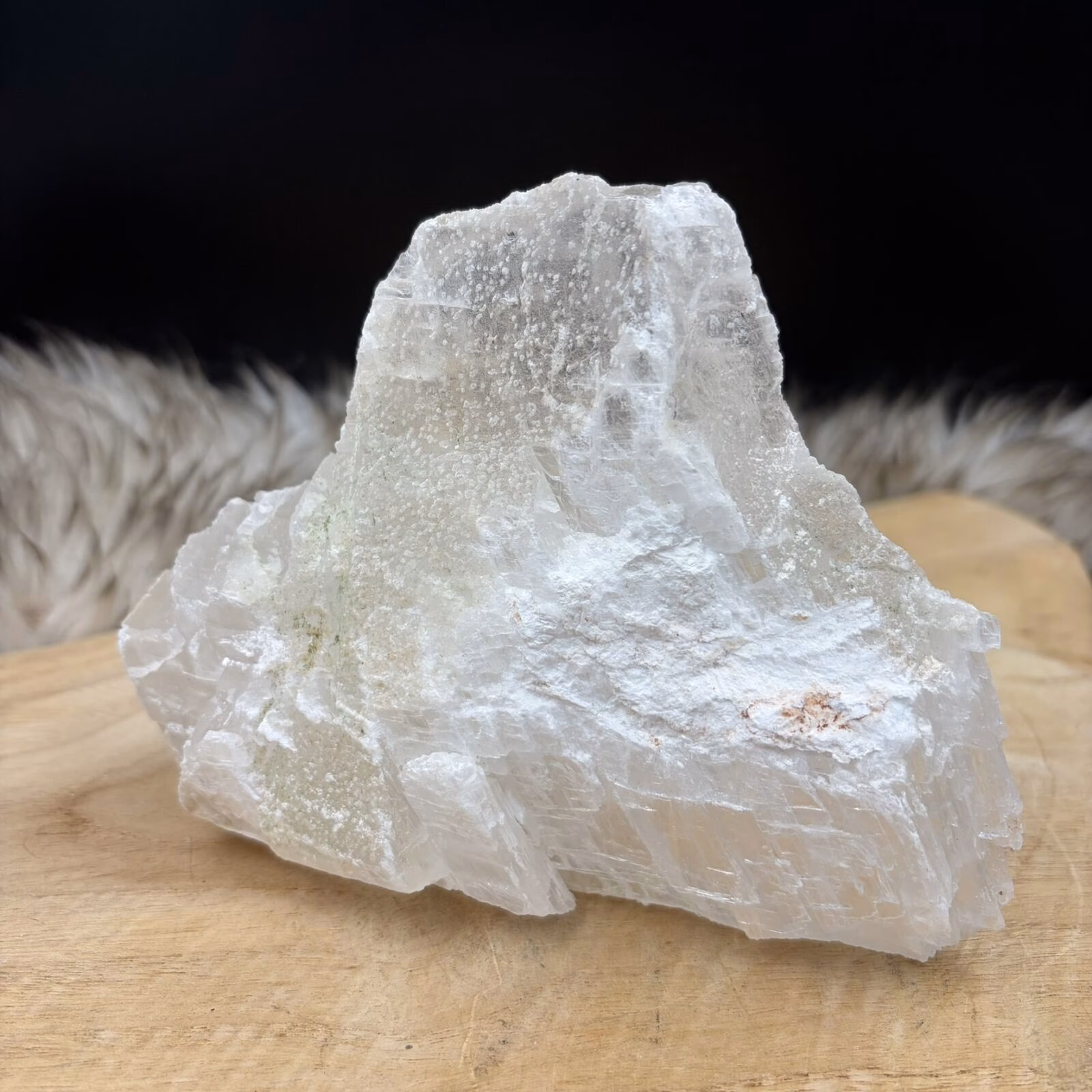 Helder mariaglas object in wolkvorm natuurlijke seleniet edelsteen met een gewicht van 624 gram