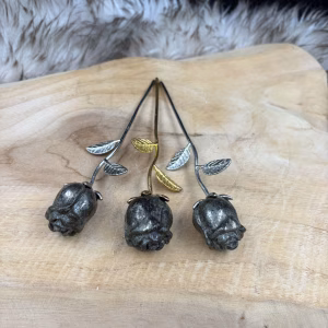 pyriet roos van 15 cm op metalen steeltje